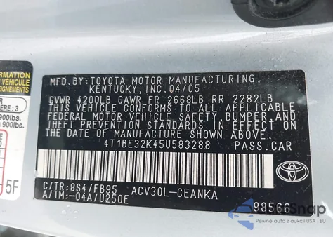 2005 Toyota Camry Le z USA, uszkodzony, nr VIN 4T1BE32K45U583288